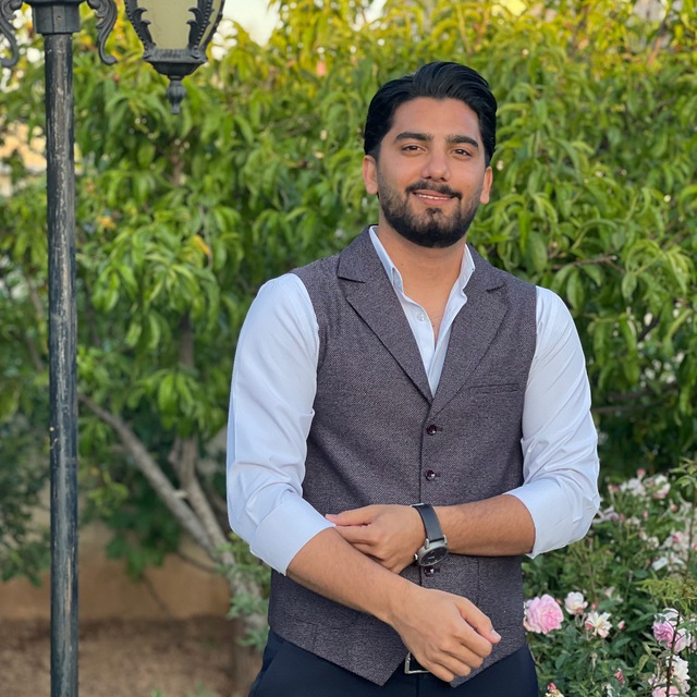 علی احمدیان